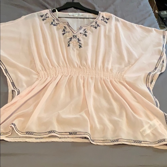 Forever 21 blouse - Picture 2 of 5